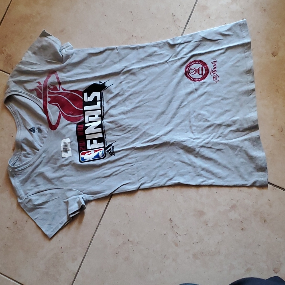 Adidas NBA 2011 Finals t-shirt